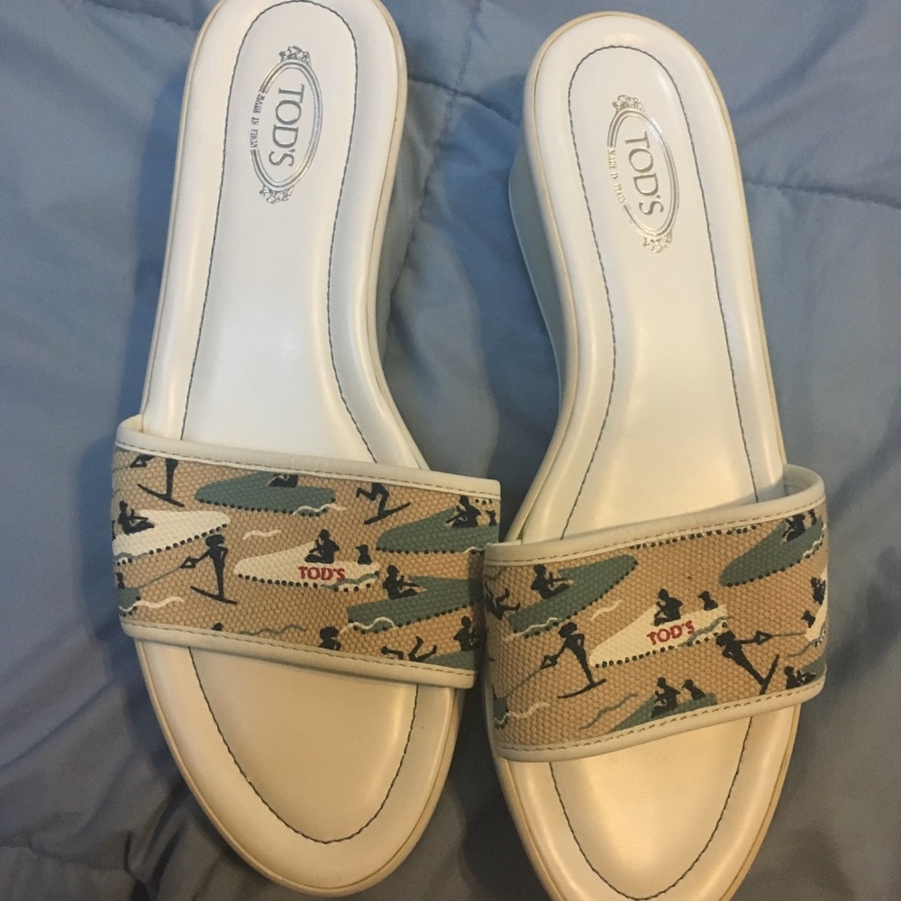 Tods slides, blue/ white/ tan. Size 11.